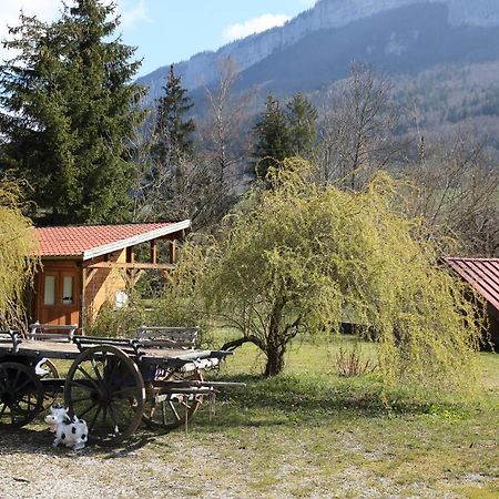 Chalet Du Camping La Porte St Martin Saint-Martin-en-Vercors Exterior foto